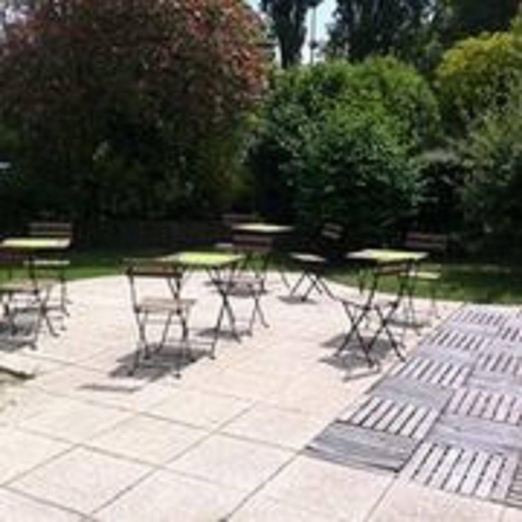 Enzo Hotels Trappes By Kyriad Direct Exterior foto