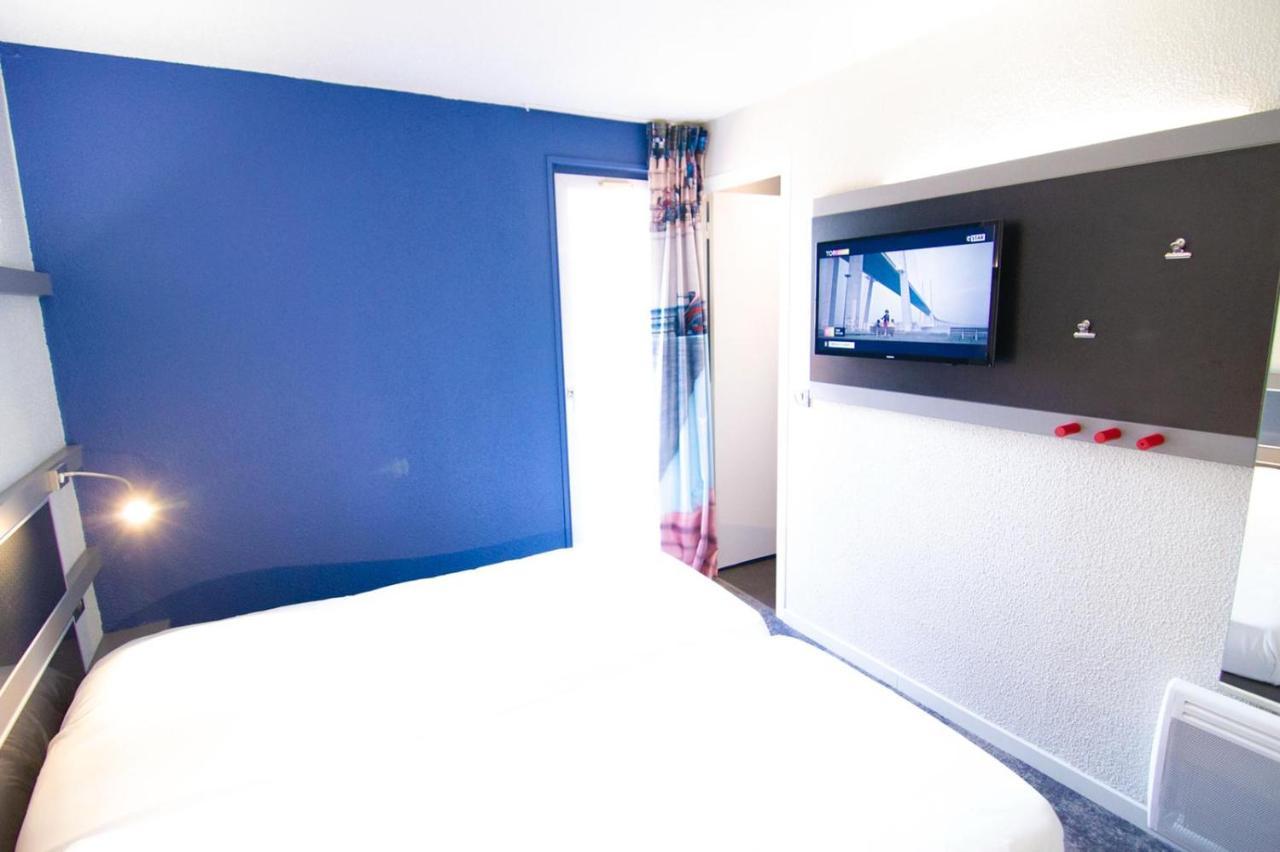 Enzo Hotels Trappes By Kyriad Direct Exterior foto